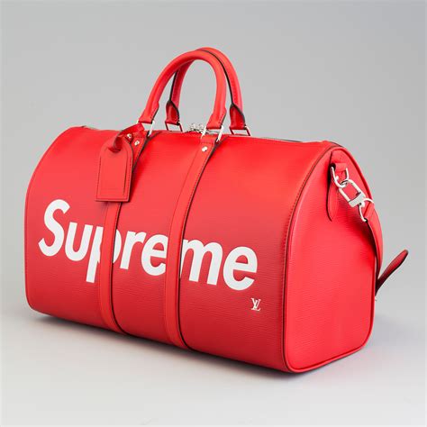 louis vuitton supreme bandouliere.